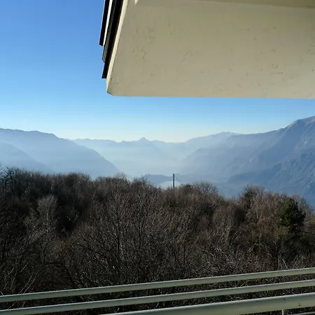 Lägenhet Chalet Ca Del Fermo
